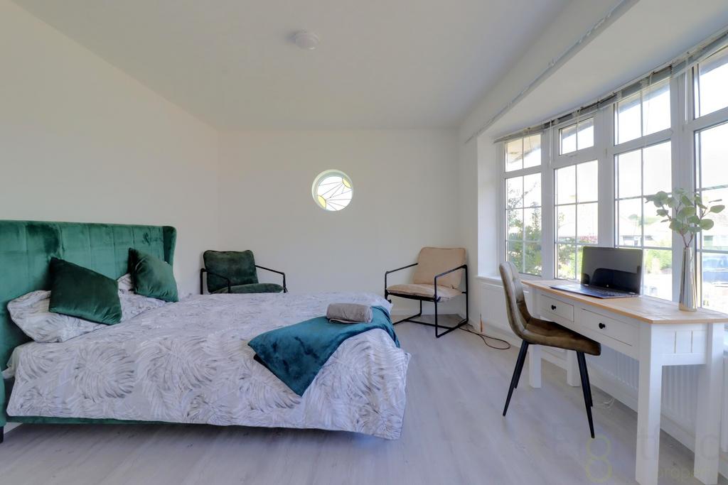 House in Brighton - View 2