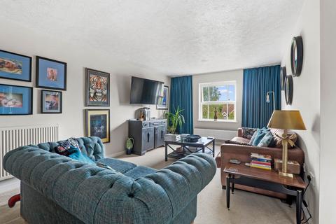 3 bedroom apartment for sale, 49 Hardy Court, Barbourne, Worcester.  WR3 8AT