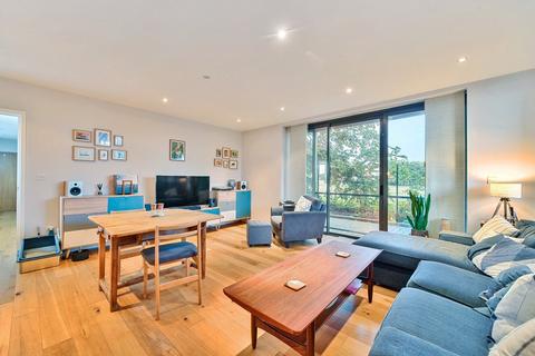 2 bedroom flat for sale, Kangley Bridge Road, London, SE26