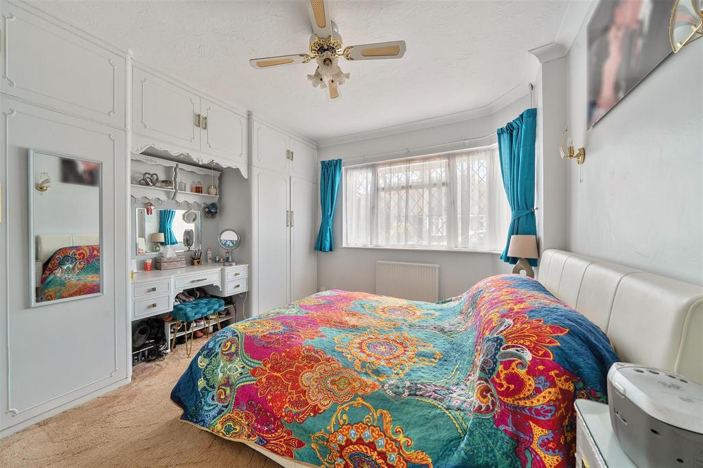 Bedroom  1.jpg