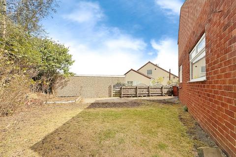 3 bedroom semi-detached bungalow for sale, Glenroyd Close, Pudsey