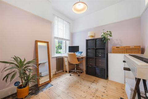 2 bedroom maisonette for sale, Marlow Road, Penge, London, SE20