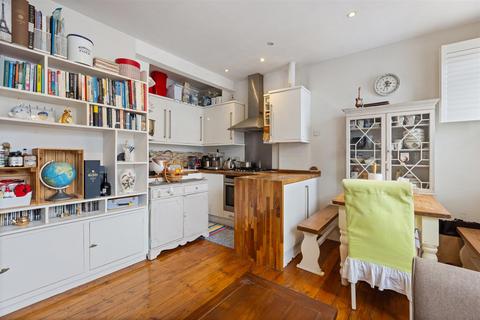First Floor Flat, 7 Tennyson Road, London, SW19 8SH