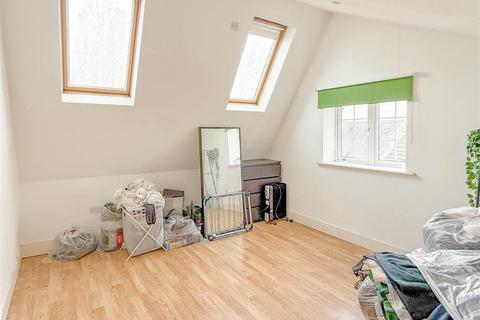 2 bedroom apartment for sale, Warmonds Hill, Rushden NN10