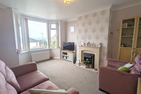 20 Willowfield Terrace, Halifax, HX2 7JL