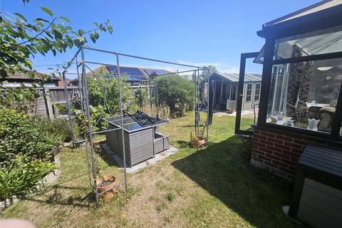 2 bedroom bungalow to rent, Niwrim Way, Sheerness ME12