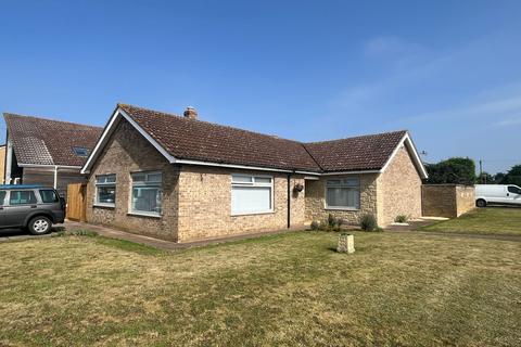 4 bedroom detached bungalow for sale, Chatteris PE16