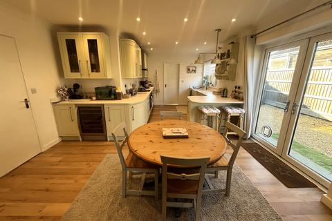4 bedroom detached bungalow for sale, Chatteris PE16
