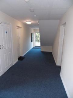 2 bedroom flat to rent, Ketley Park Road, Ketley TF1