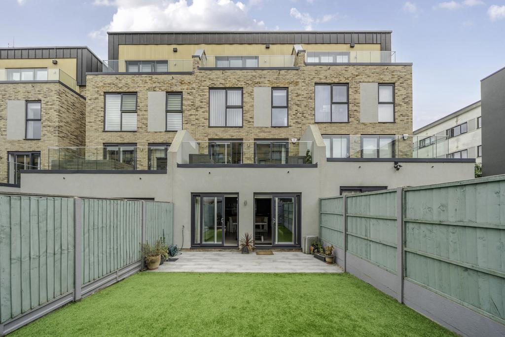 1326888-3-6880e39...