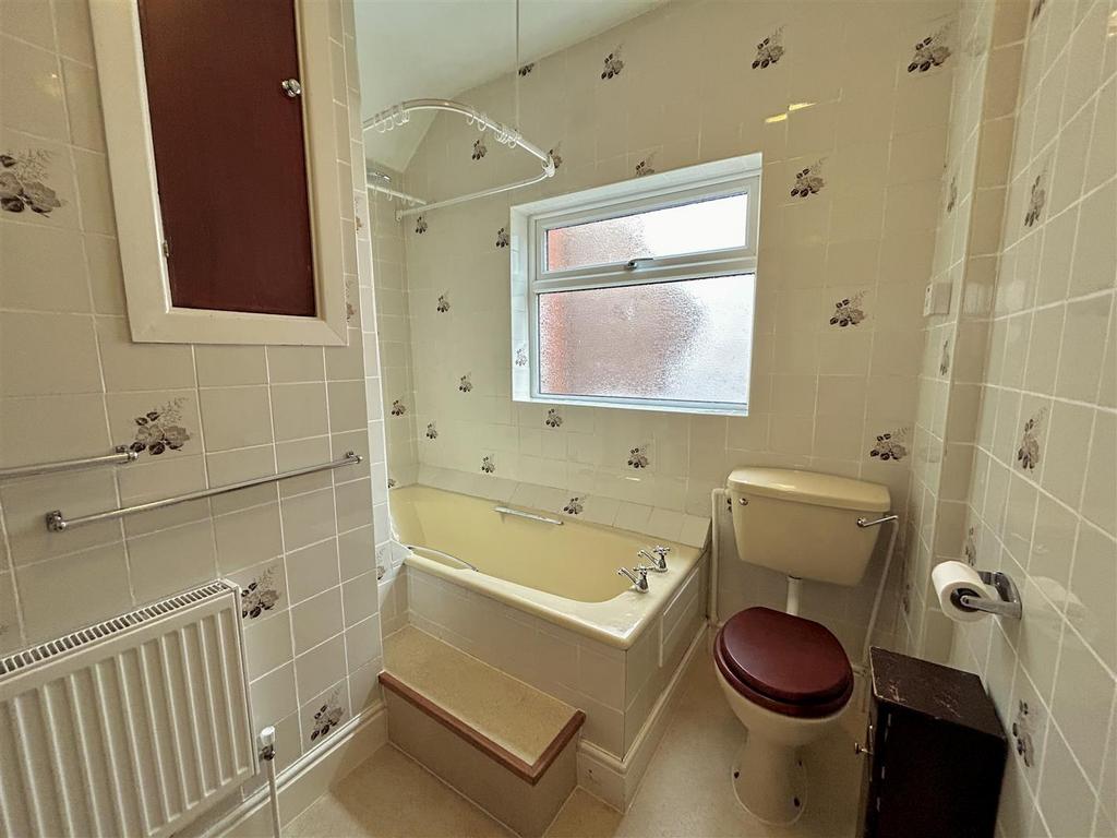 IMG 2001 - Copy.jpg