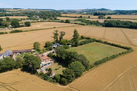 5 bedroom detached house for sale, Gibbons Brook, Sellindge