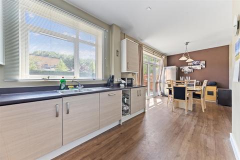 5 bedroom detached house for sale, Genesis Green, Milton Keynes MK6
