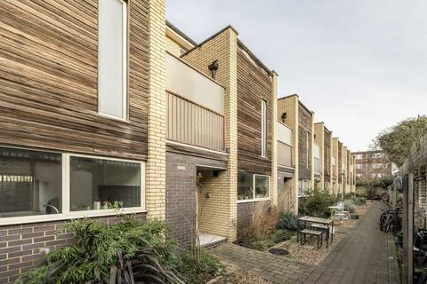 undefined, Quantock Mews, London SE15