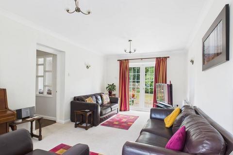 undefined, High Street, Wraysbury, Berkshire, TW19