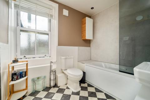 12 Bradford Road, Drighlington, Bradford, BD11 1AB