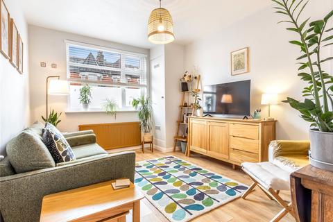 2 bedroom apartment for sale, Boreham Road, London, N22