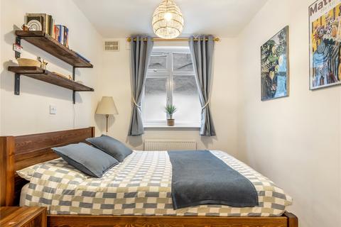 2 bedroom apartment for sale, Boreham Road, London, N22