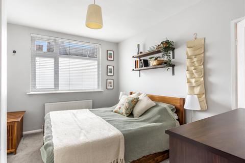 2 bedroom apartment for sale, Boreham Road, London, N22