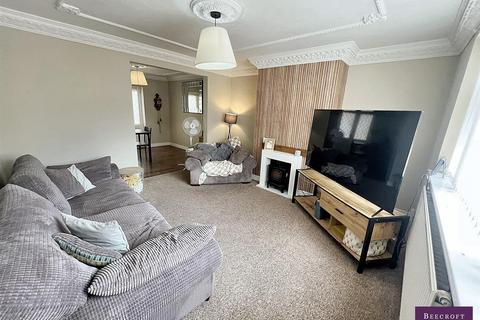 3 bedroom semi-detached house for sale, Burns Way, Wath-Upon-Dearne, Rotherham