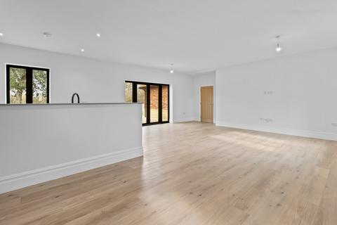 3 bedroom bungalow for sale, The Courtyard, Framfield, Uckfield, East Sussex, TN22