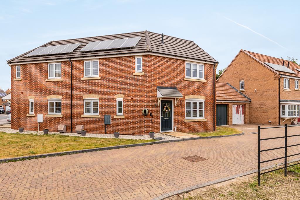 22 Palgrave Way (Pinchbeck)-1.jpg
