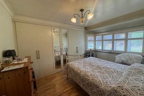 98 Vernon Drive, Stanmore, HA7 2BL