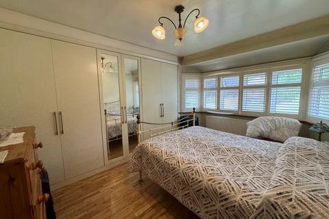 98 Vernon Drive, Stanmore, HA7 2BL