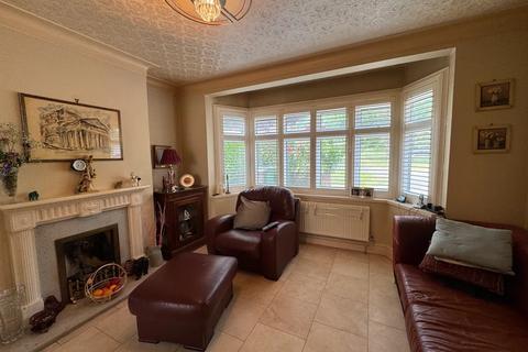 98 Vernon Drive, Stanmore, HA7 2BL