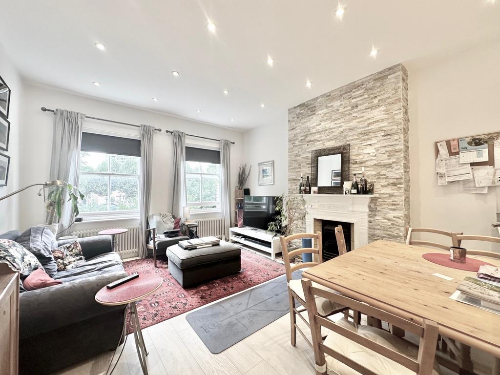 Apartment in London - View 2