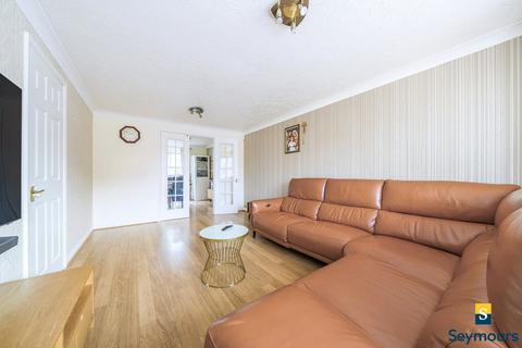 3 bedroom end of terrace house for sale, St. Marys Way, Surrey GU2