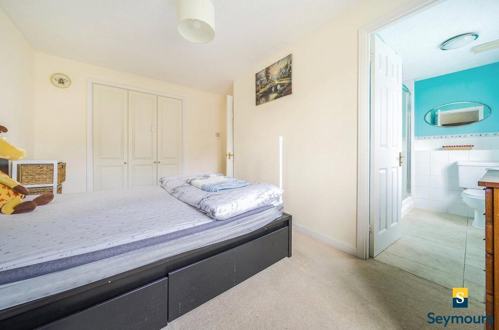 Built-In Wardrobes