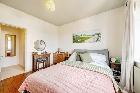5 Canada Road, Rawdon, Leeds, LS19 6LR