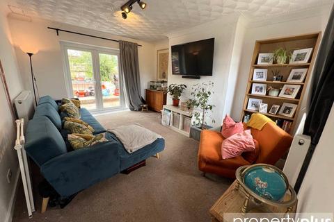 undefined, Heol Brynteg, Tonyrefail, Rhondda Cynon Taff, CF39