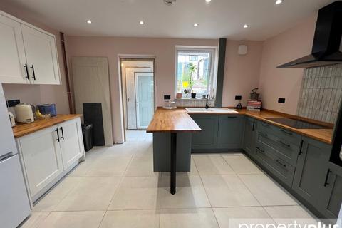 undefined, Heol Brynteg, Tonyrefail, Rhondda Cynon Taff, CF39