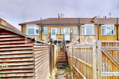 2 bedroom maisonette for sale, Beechwood Avenue, Ruislip, HA4