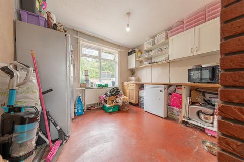 3 bedroom semi-detached house for sale, Allexton Gardens, Leicester LE3