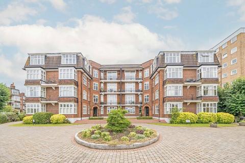 Portsmouth Road, Surbiton KT6
