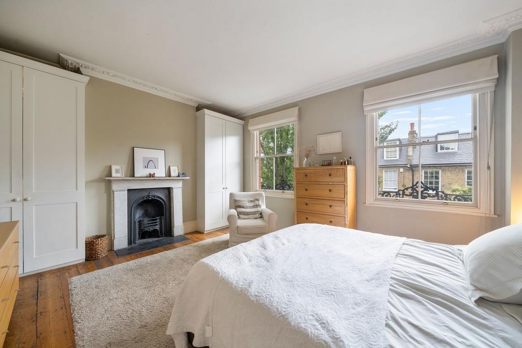 First Floor Bedroom (North)