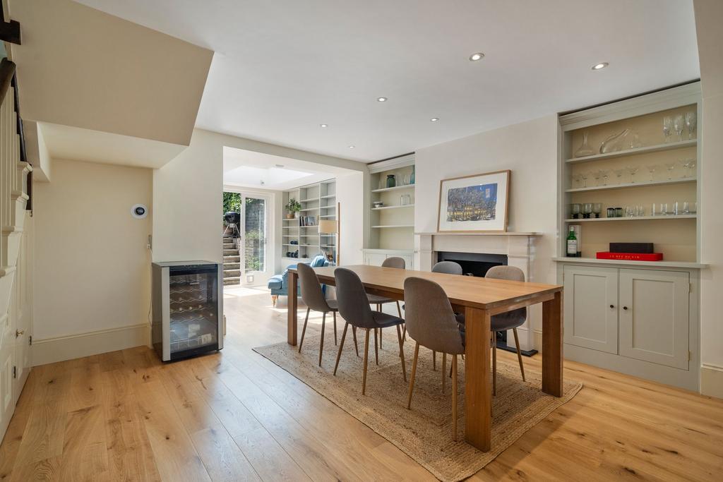 Kitchen &amp; Dining Room