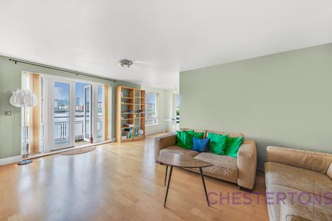 2 bedroom house to rent, St. Davids Square, London
