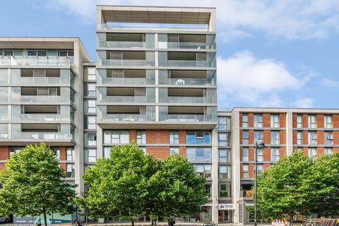 Upper Richmond Road, London