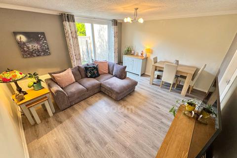 16 Darwin Place, Clydebank, G81 4LE