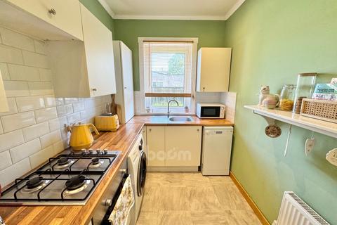 16 Darwin Place, Clydebank, G81 4LE