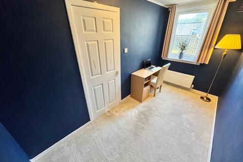 16 Darwin Place, Clydebank, G81 4LE