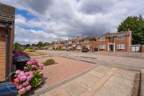 2 bedroom detached bungalow for sale, Mantilla Drive, Stivichall Grange CV3
