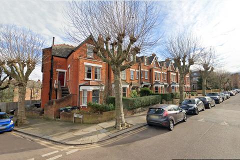 3 bedroom maisonette for sale, Curzon Road, London N10