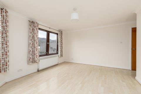 4/1 Gilmours Entry, Edinburgh, EH8 9XL