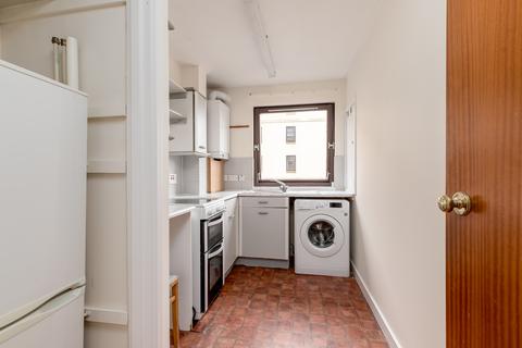 4/1 Gilmours Entry, Edinburgh, EH8 9XL