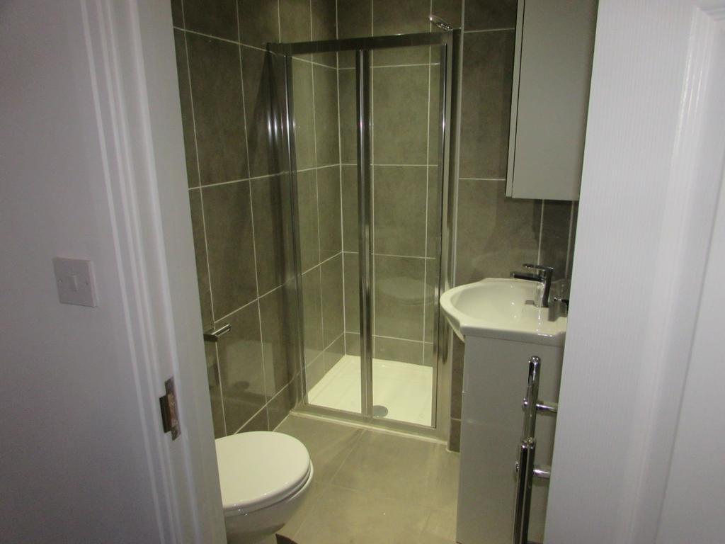 House in Ilford - View 5